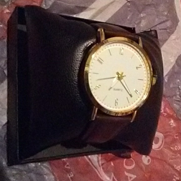 Genuine Merchandise Other - Genuine dark brown Leather big face Quartz Watch